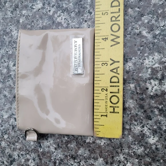 Burberry Fragrances pouch - Picture 5 of 9